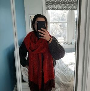 UO chunky knit scarf